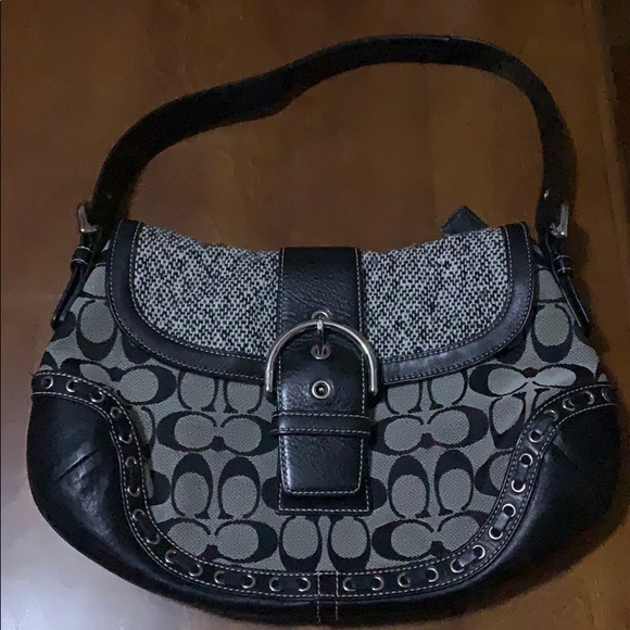 Purse - Picture 1 of 2